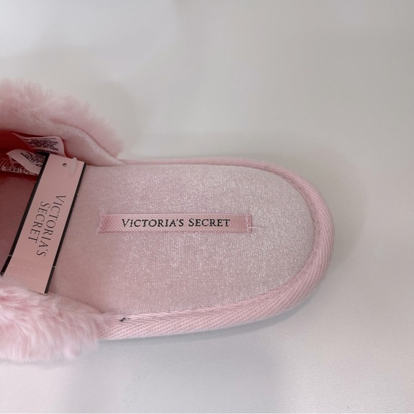 Victoria's Secret Velvet Bow Slipper - Picture 6 of 8